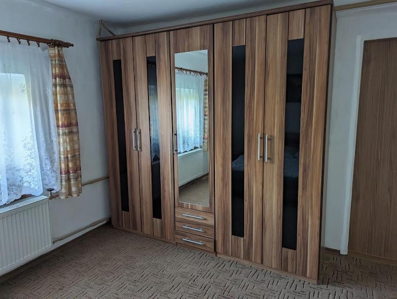 Dvougeneracni Dum Se Zahradou Apartment Vimperk Luaran gambar